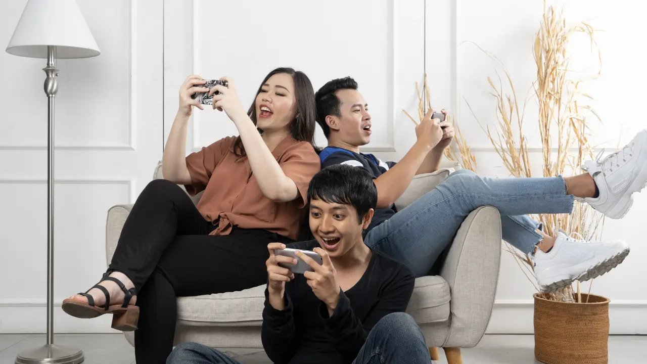 Gamification Enhances Engagement and Retention